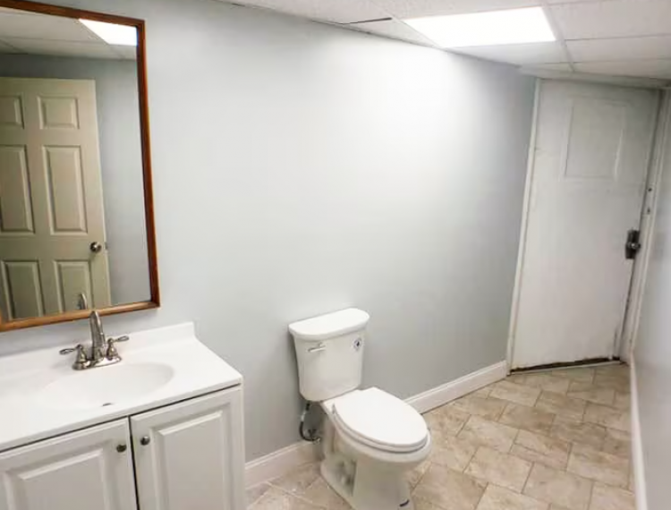 56 Ellery St Bathroom